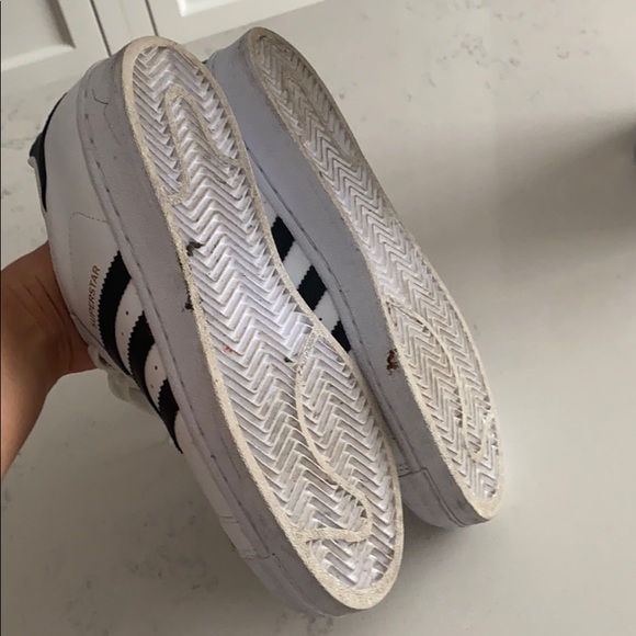 Addidas super star shoes - Picture 2 of 5
